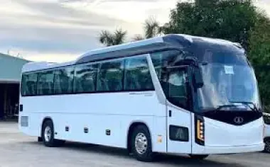 Kia mới 45 chỗ
