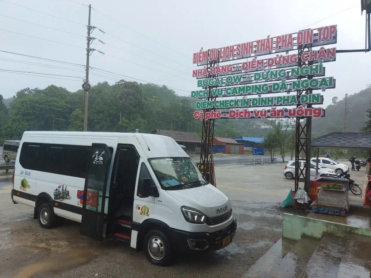 Xe 16 chổ mới 03